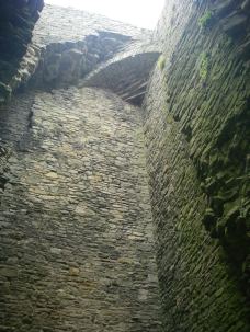 Middleham Castle - looking up